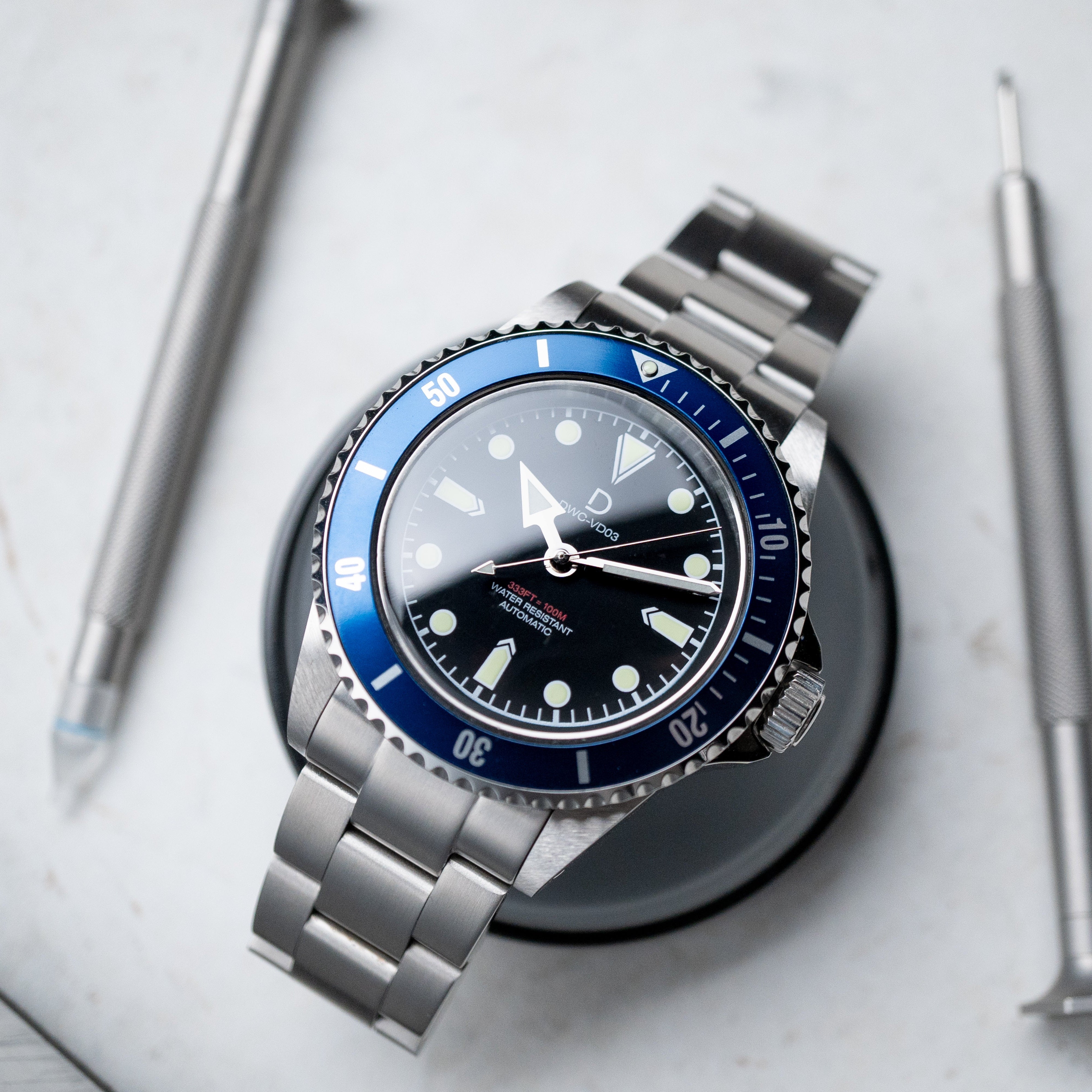 40mm ヴィンテージ ダイバーズウォッチ DIYキット ブルー | ステンレススチールブレスレット | 日本製 C3スーパールミ 夜光付き | TMI NH35/NH70A 自動巻きムーブメント
