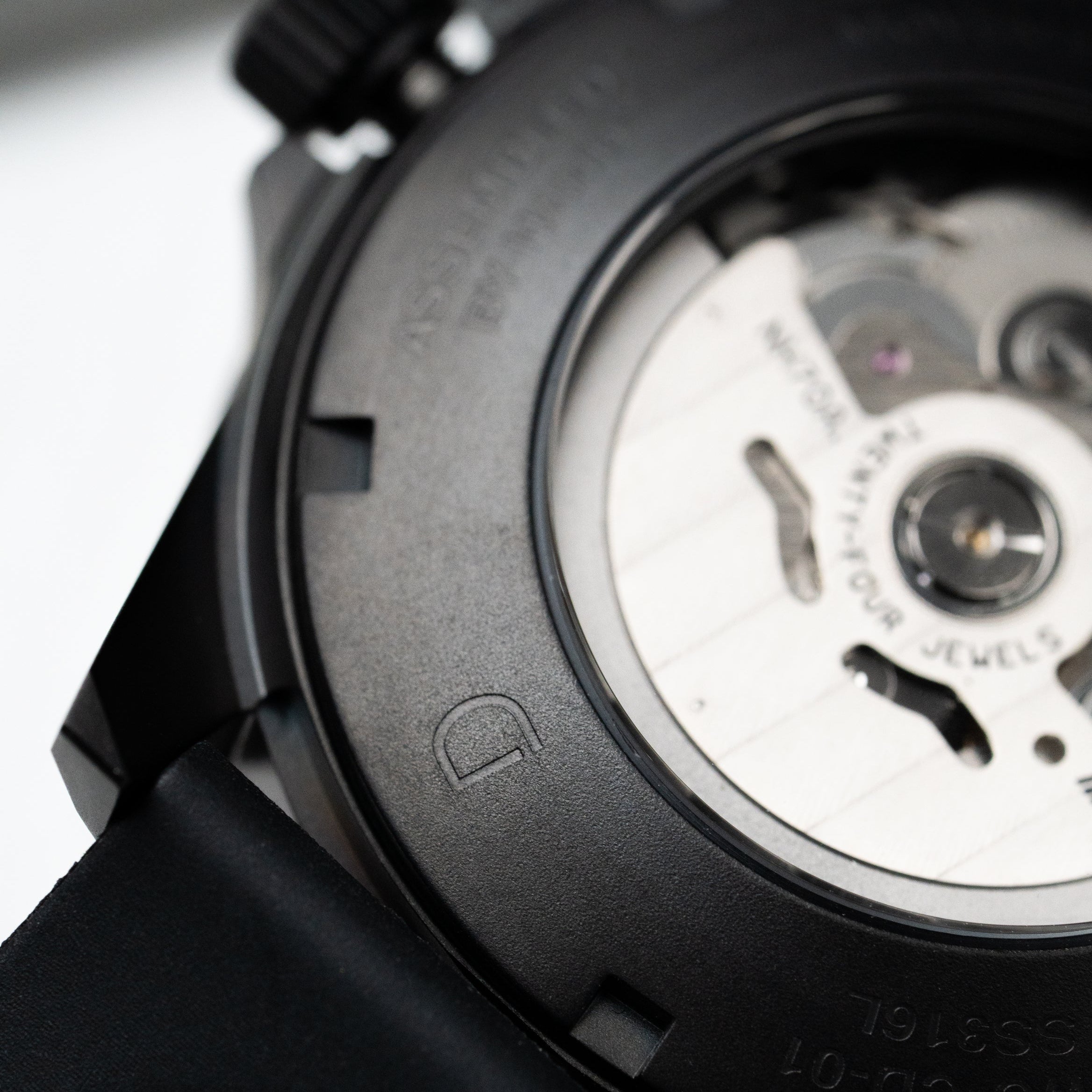 42mm PVDブラック クリスタルダイヤル ダイバーズウォッチ DIYキット | セラミック製ダイバーズベゼルインサート(日本製BGW9スーパールミ付き)| セイコーNH70A ムーブメント