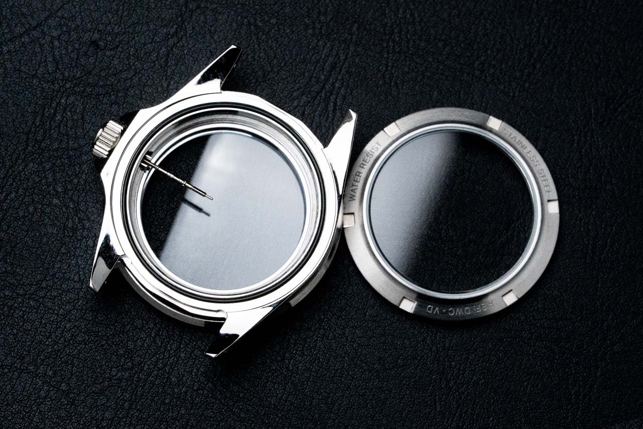 40mm DWC ヴィンテージダイバーケース ステンレススチール製／サファイアドーム風防