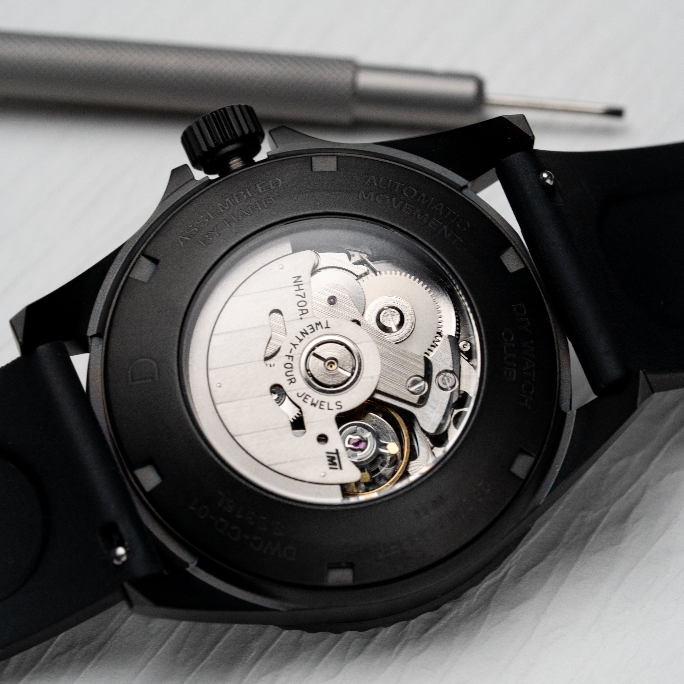 42mm PVDブラック クリスタルダイヤル ダイバーズウォッチ DIYキット | セラミック製ダイバーズベゼルインサート（日本製BGW9スーパールミ付き）| セイコーNH70A ムーブメント