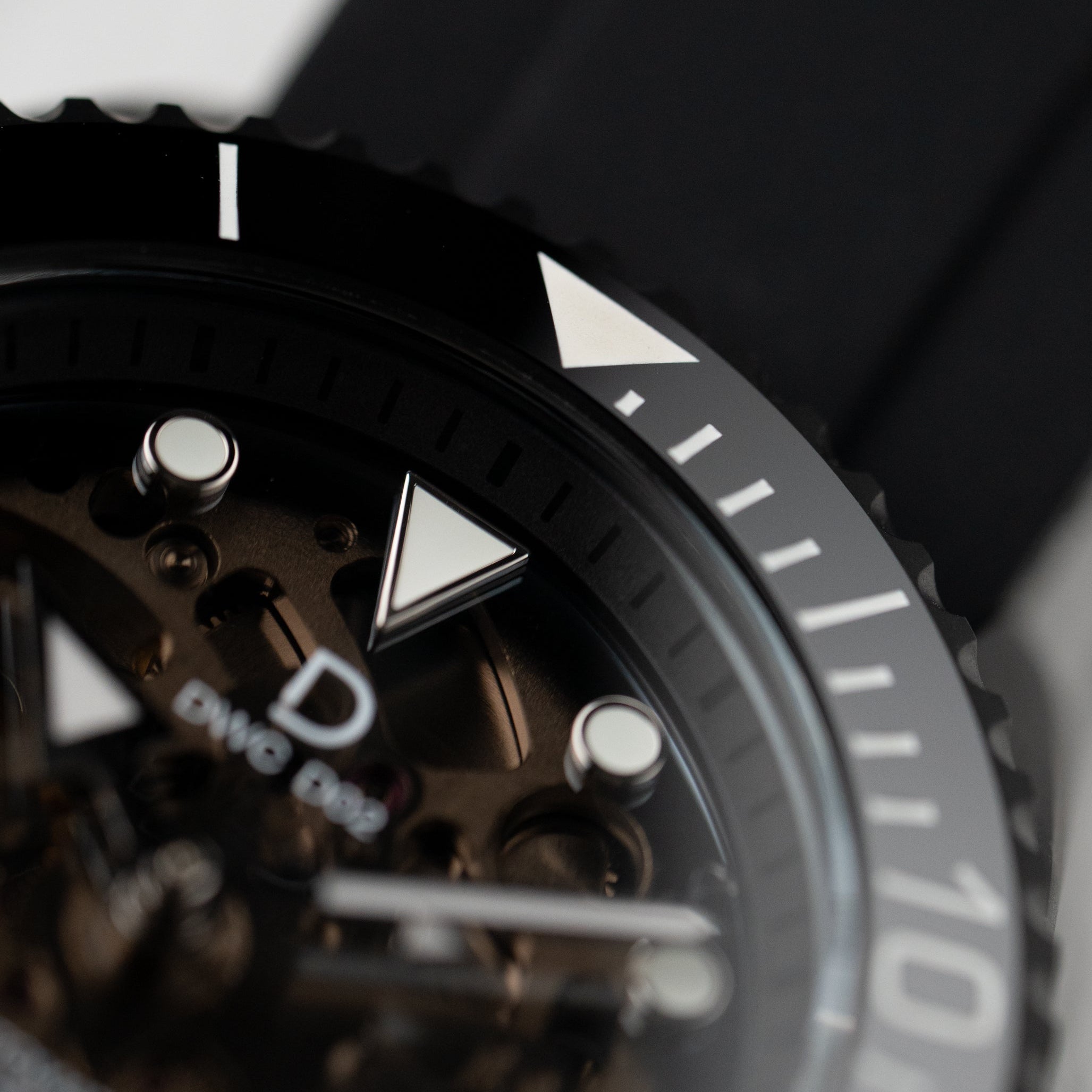 42mm PVDブラック クリスタルダイヤル ダイバーズウォッチ DIYキット | セラミック製ダイバーズベゼルインサート（日本製BGW9スーパールミ付き）| セイコーNH70A ムーブメント