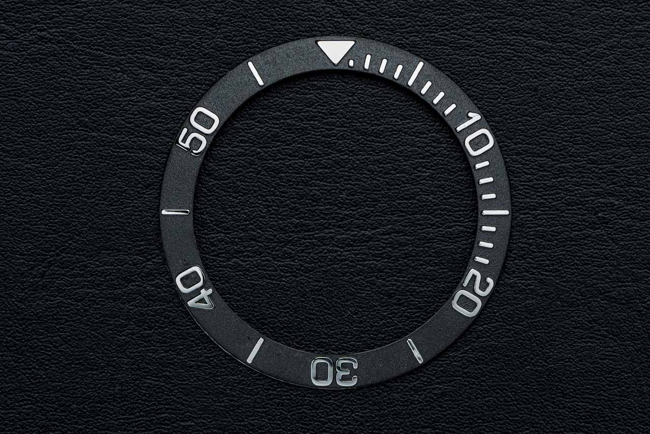 39.4mm ステンレススチール ダイバーベゼルインサート ダークグレー - Type D